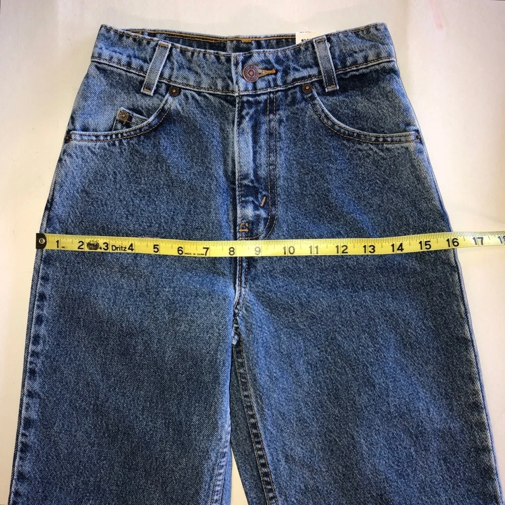 90s Levi’s “White Tab” 550 Slim Relaxed 12 Slim (W22 L27) Vintage NWT